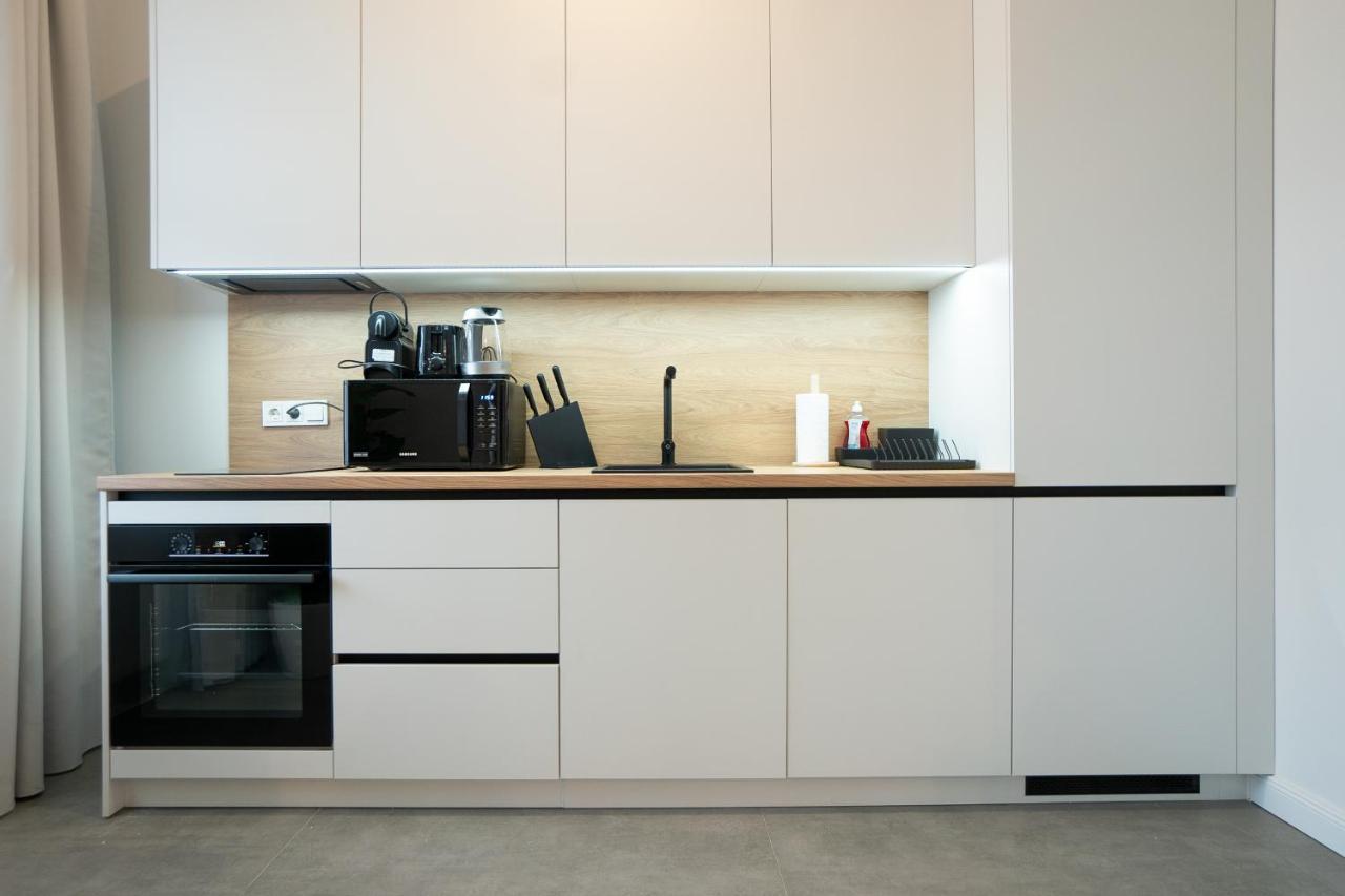 Chic 94M2 Apartment With A King-Size Bed Вена Экстерьер фото